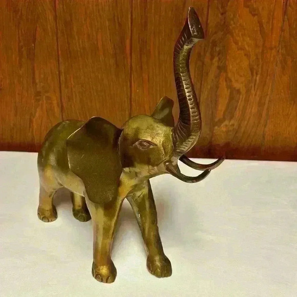 Vintage Large Brass Elephant Sculpture 1970's - Picture 3 of 11
